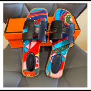 H Oran sandals black printed